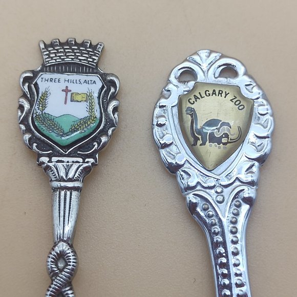 5 Alberta Spoons: Calgary Zoo, 3 Hills, Medicine Hat, Edmonton & Calgary Zoo - Picture 8 of 10